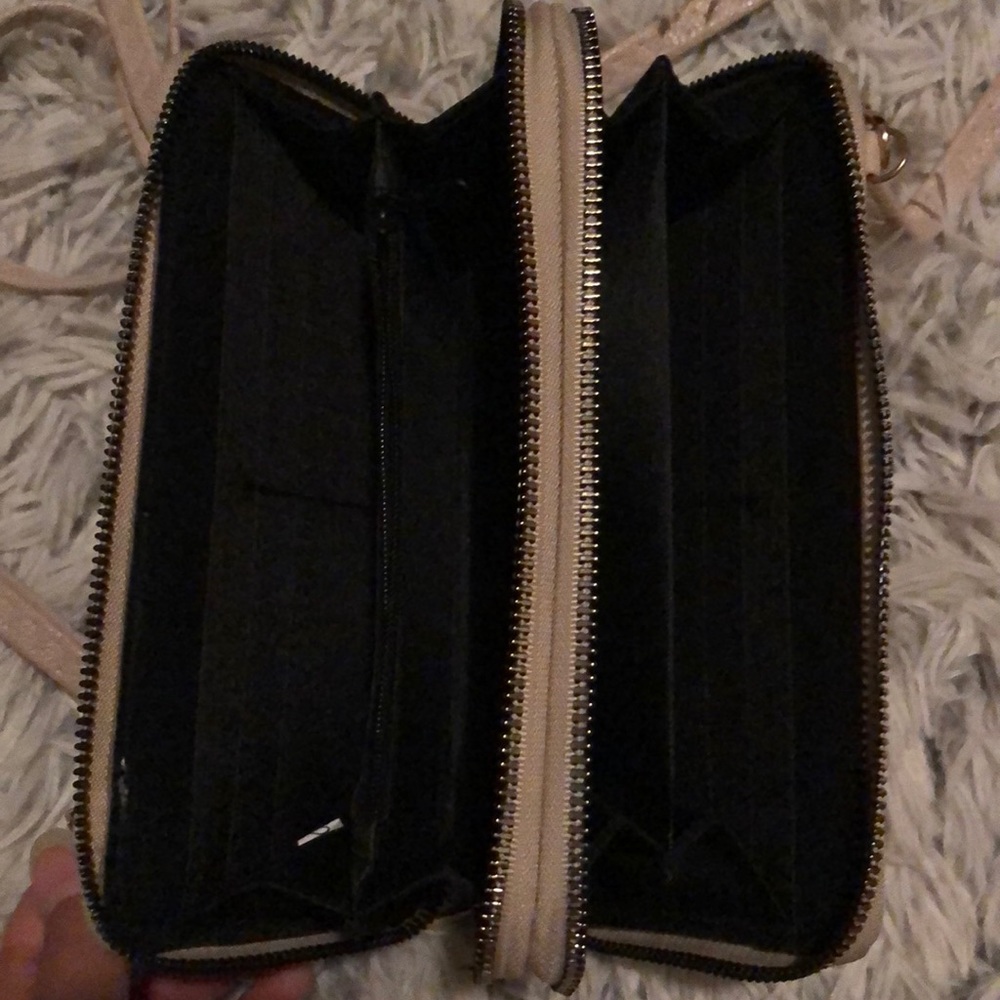 Wallet - Picture 2 of 2